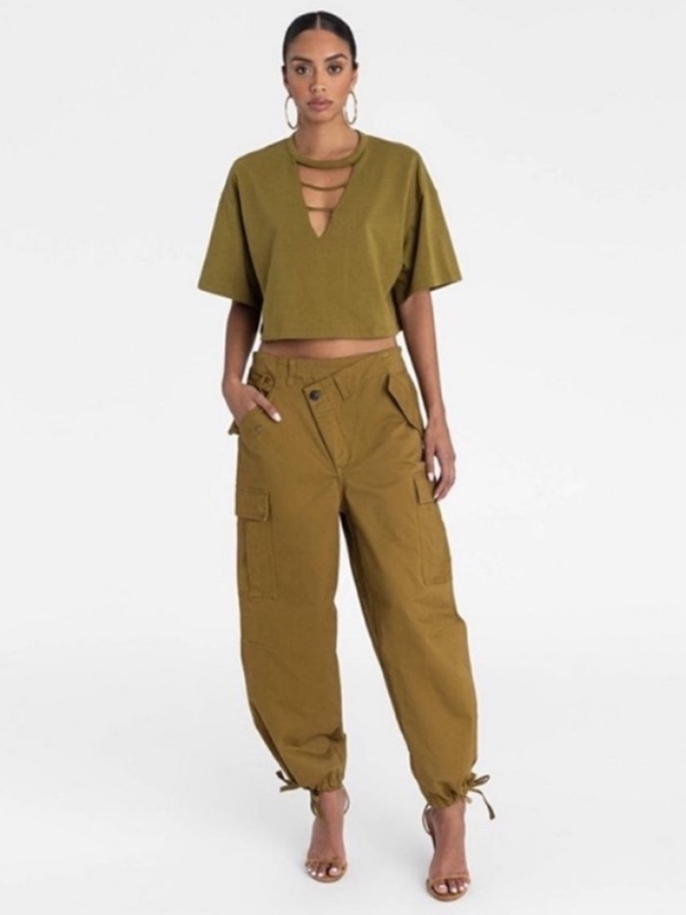 NWT KBB by KAHLANA Women's Mid-Rise Straight Leg 'The Cargo Jogger' - Tan S - Picture 3 of 12